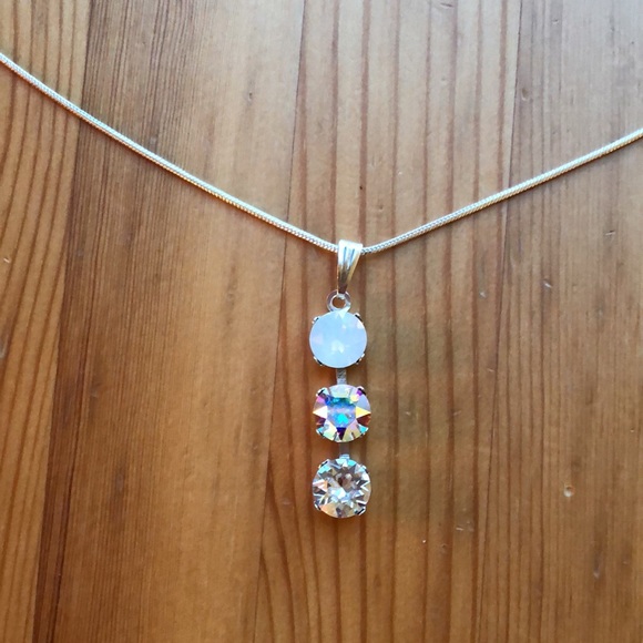 White Opal + Aurora Borealis Crystal Drop Necklace - Picture 5 of 5